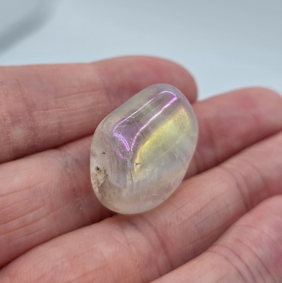Angel Aura Quartz Crystal Tumble Stone - Picture 3 of 5